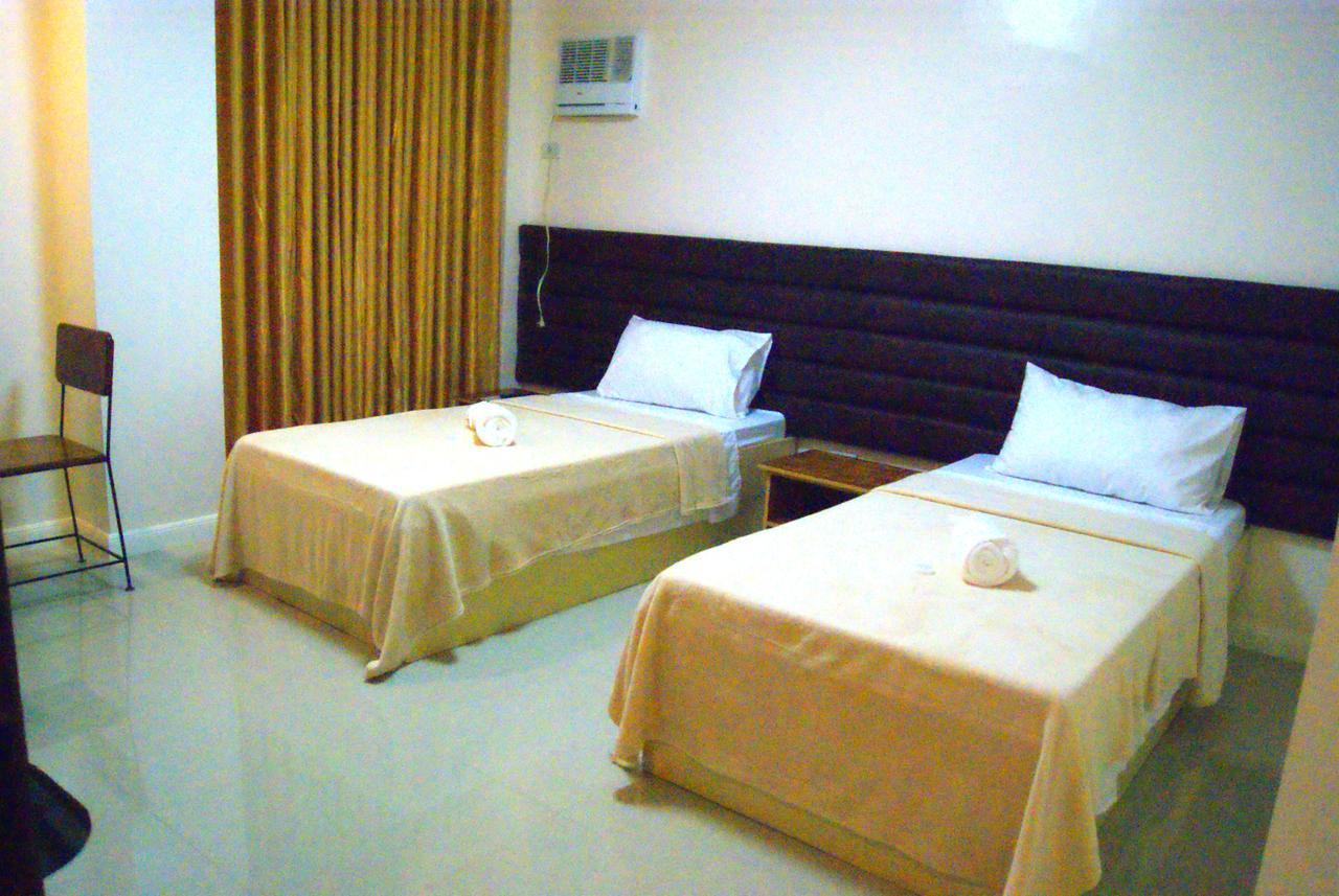La Trinidad Pension House Kalibo Luaran gambar