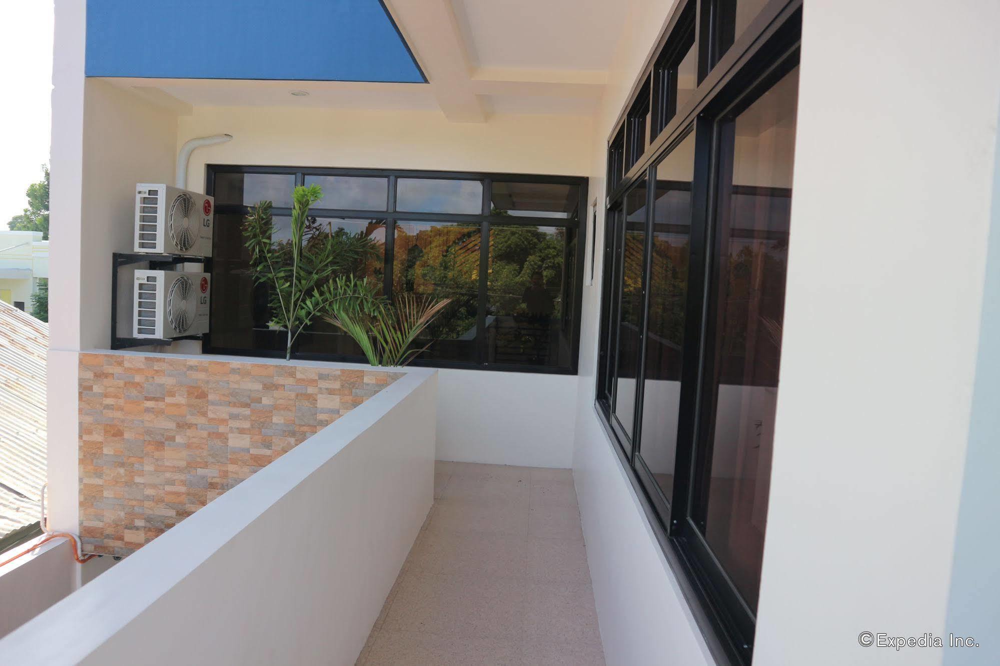 La Trinidad Pension House Kalibo Luaran gambar