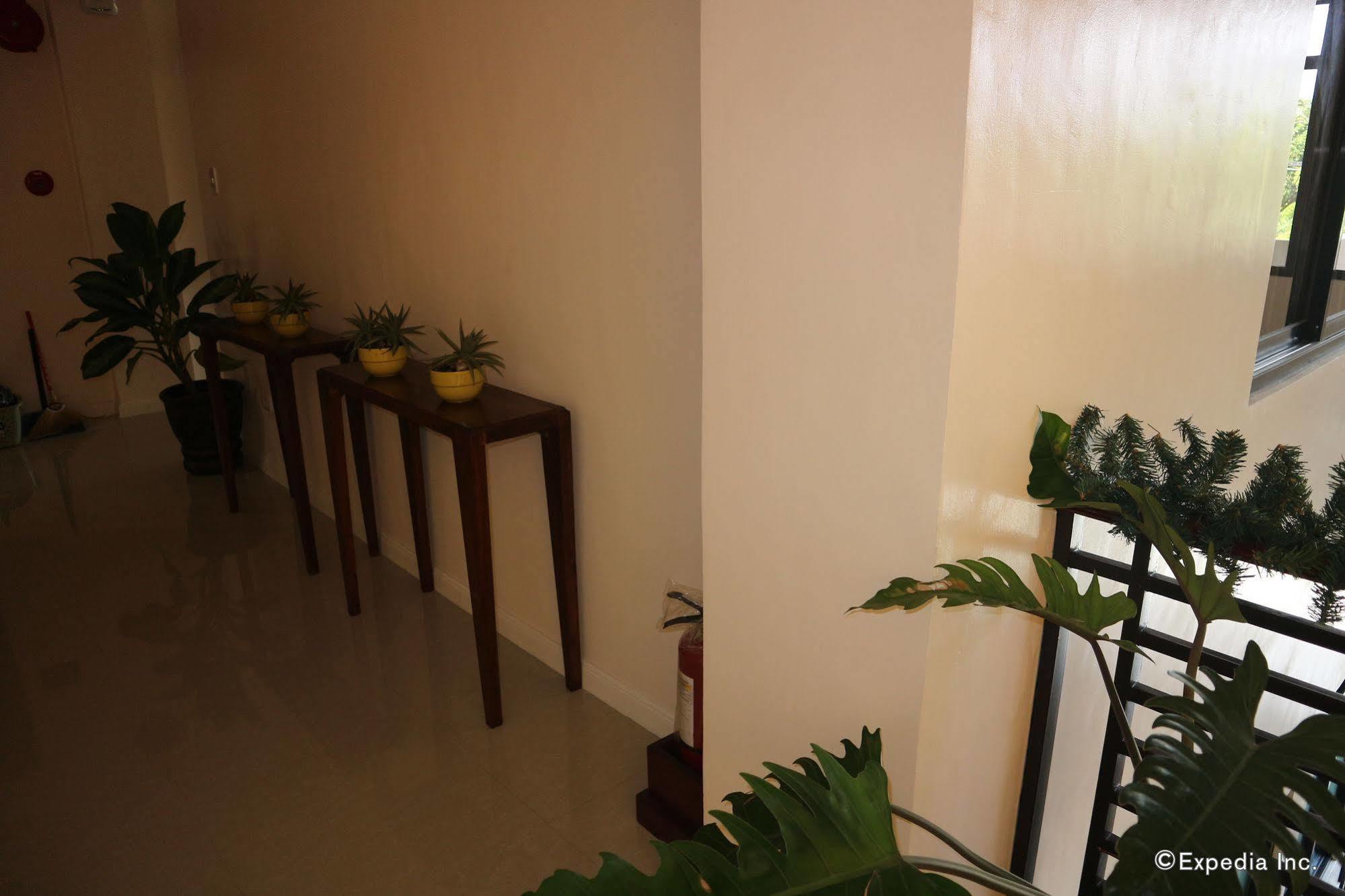La Trinidad Pension House Kalibo Luaran gambar