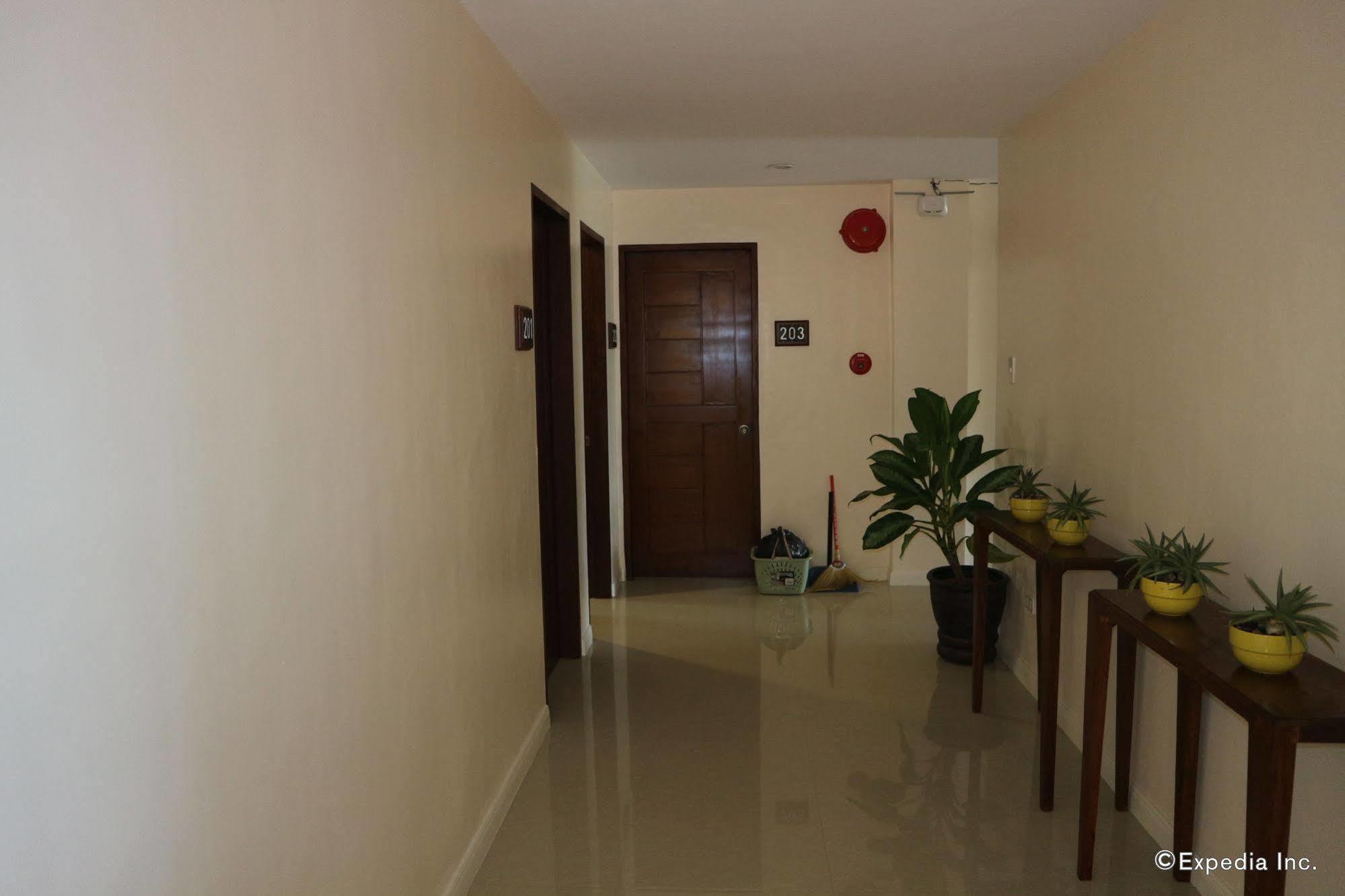 La Trinidad Pension House Kalibo Luaran gambar